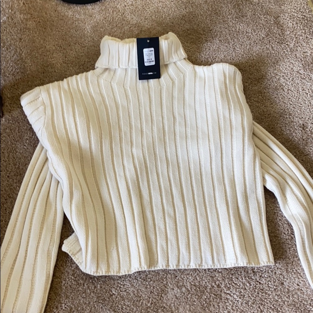 Fashion Nova “Can i Just Stay Im Bed” Sweater